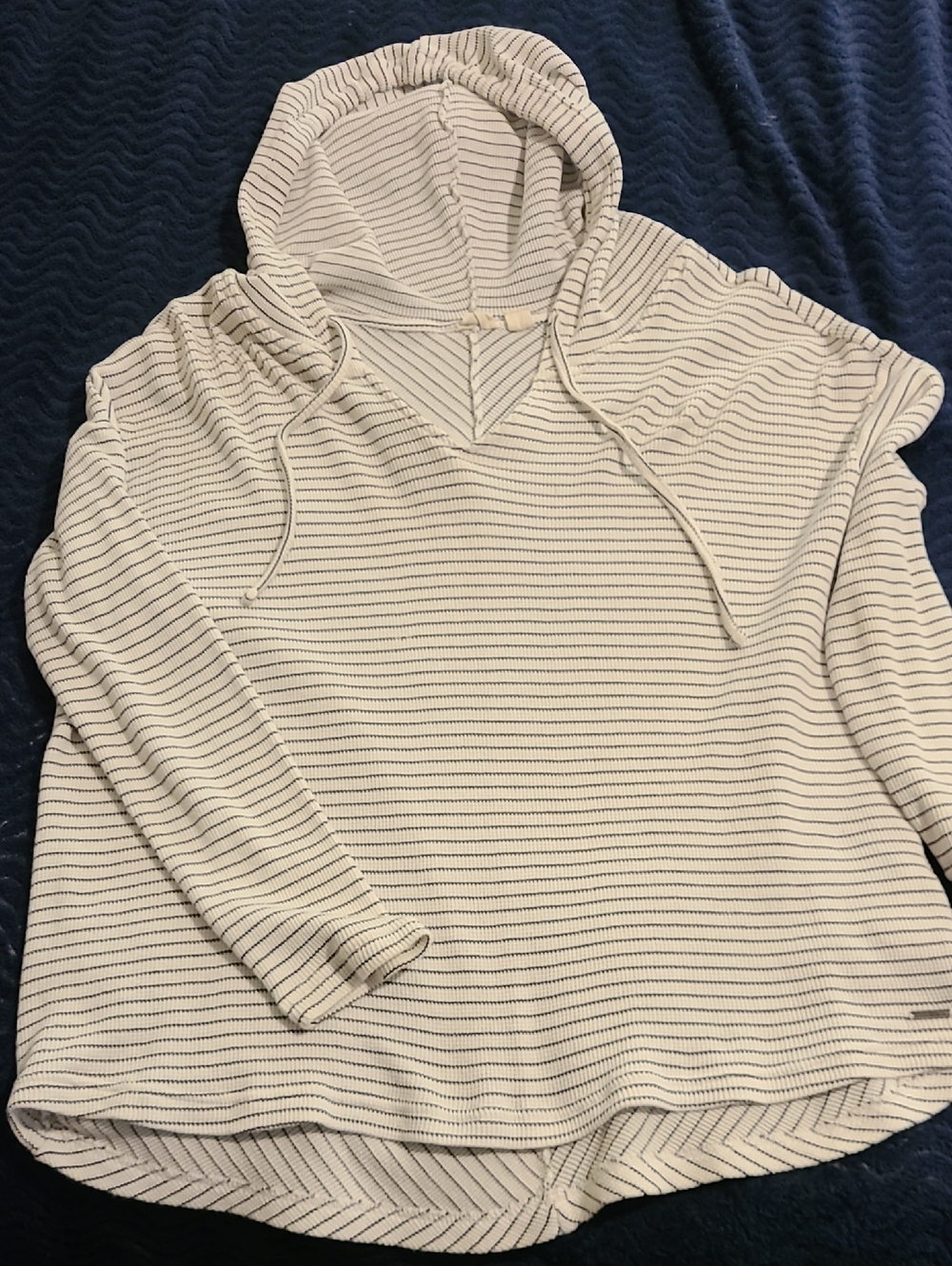 Roxy Cream and Black Striped Lightweight Hoodie Sz XL